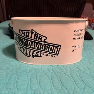 Harley-Davidson utensil caddy